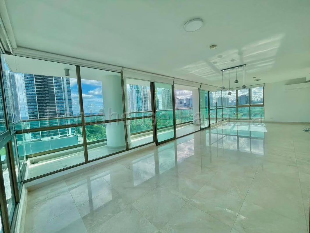 Venta de Amplio Apartamento en Costa del Este Ph Park Lane Mts2: 273 PD - foto 1