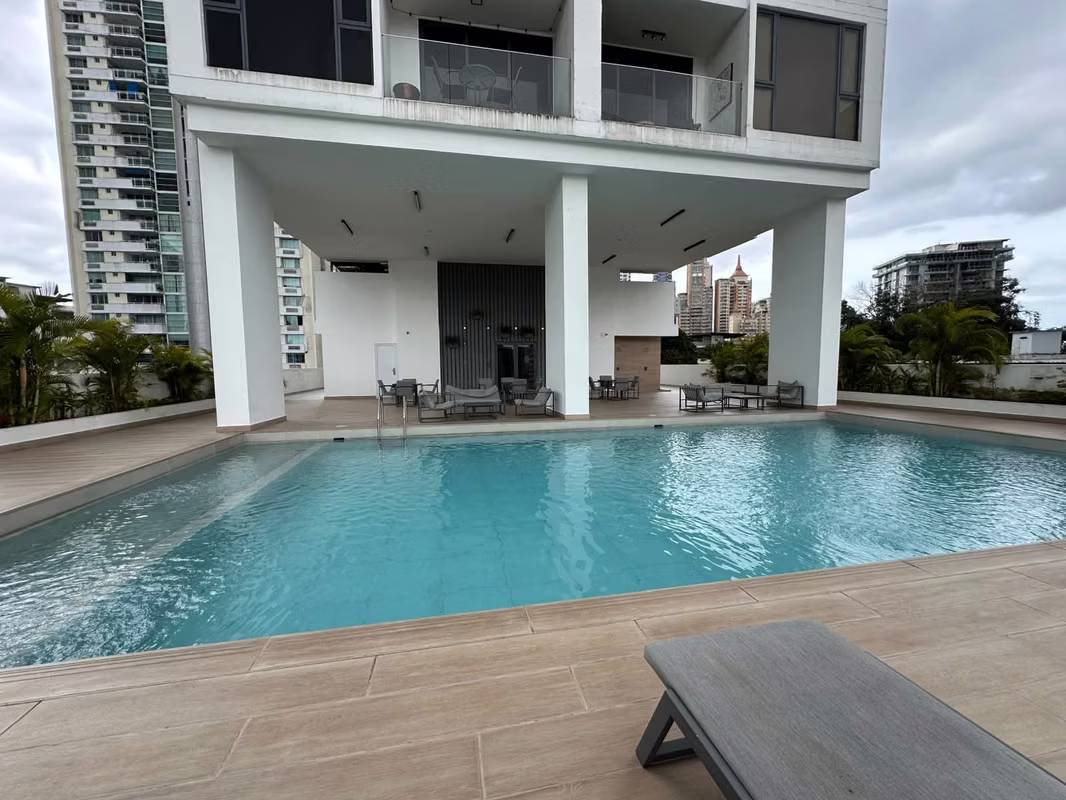 Se alquila espectacular apartamento en el cangrejo - foto 1