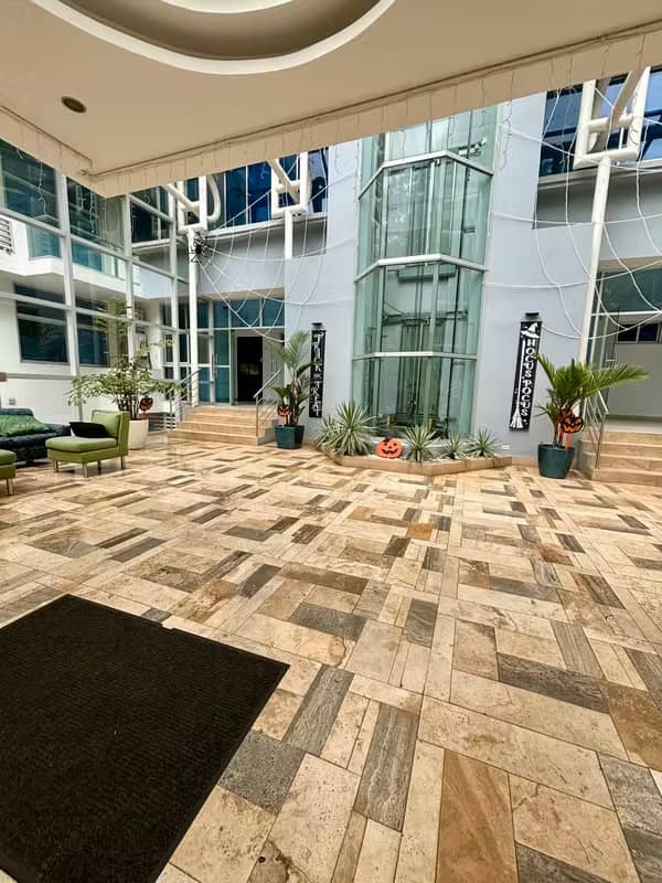 VENDO MODERNO APARTAMENTO EN AMADOR - foto 1