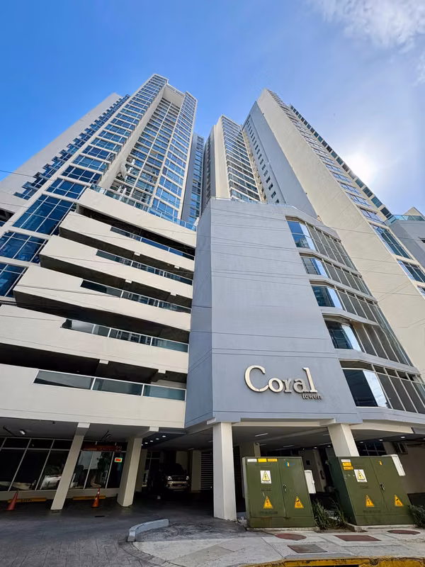 Apartamento Moderno Cerca del Parque Omar en Carrasquilla - foto 1