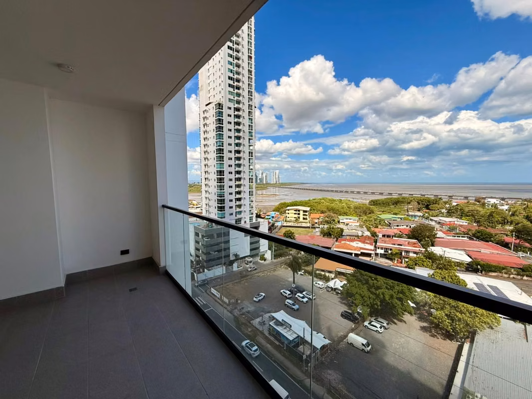 Apartamento en venta con línea blanca en Victory Sport - Coco del mar - foto 1