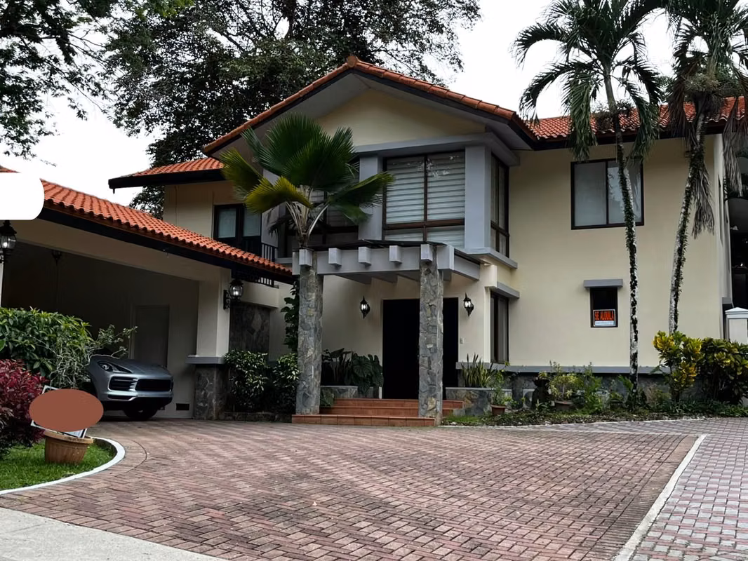 Residencia familiar con piscina en alquiler en Camino de Cruces, cerca de Ciudad del Saber - foto 1