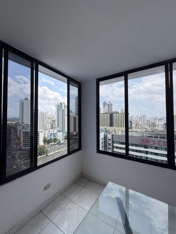 NEGOCIABLE PH CENTRUM TOWER – BELLA VISTA VENTA: $165,000 NEGOCIABLE - foto 1