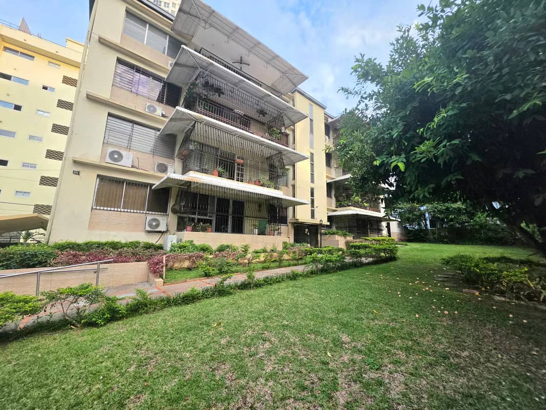 Apartamento en Alquiler en El Carmen Frente al Parque Benito Juárez - foto 1