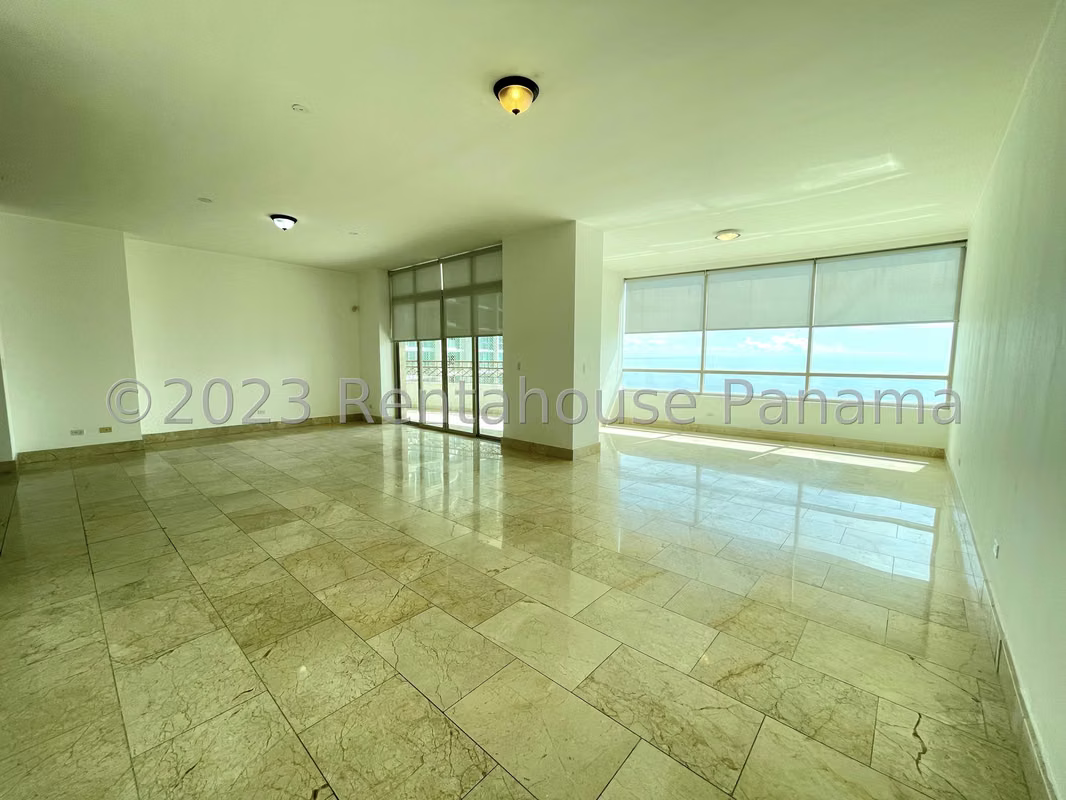 Vendo Apartamento en Punta Pacifica pacific point OF 24-9244 - foto 1