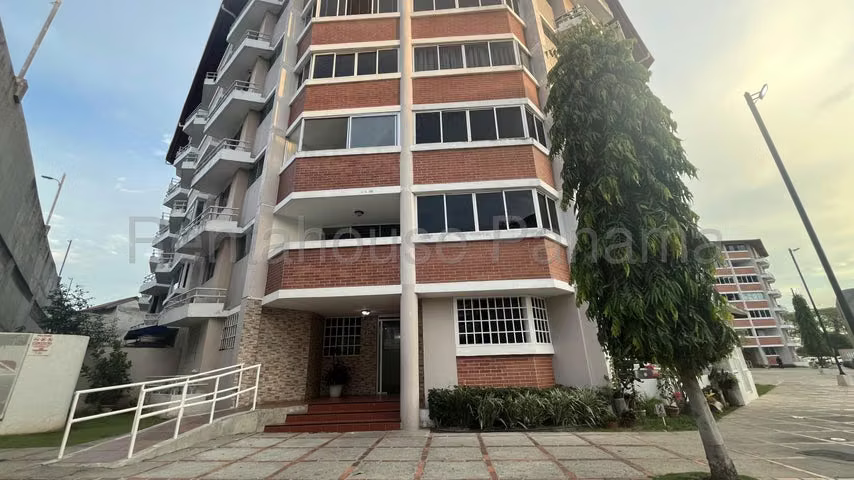 Apartamento en venta PH Residencial Llano Bonito ELP 25-9111 - foto 1