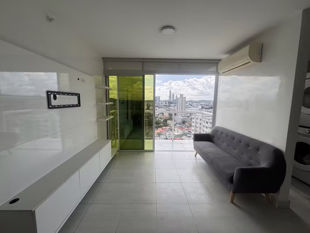 VENTA APARTAMENTO-VÍA ESPAÑA - photo 1