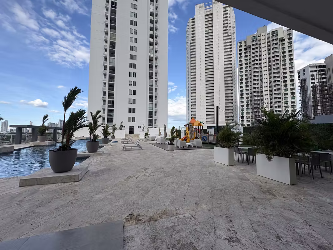 EN VENTA Coco del Mar PH Bahía del Golf Piso Alto - foto 1