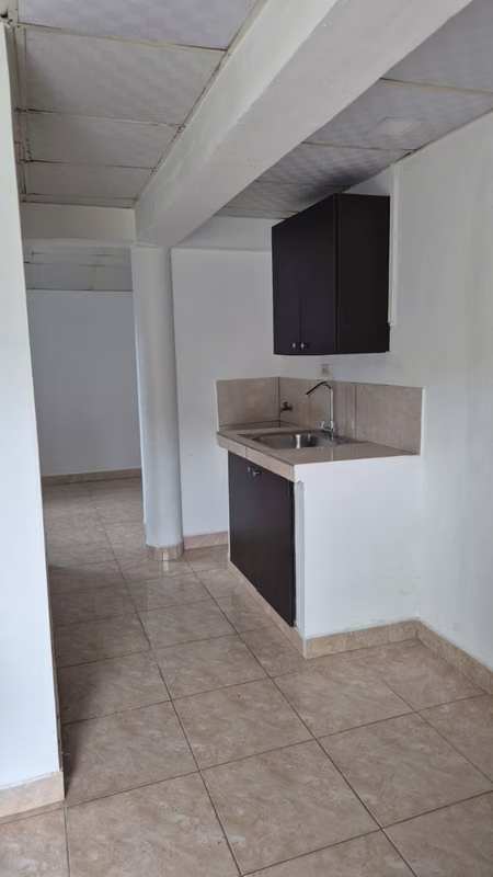 ALQUILE APARTAMENTO EN VILLA LUCRE 300.00 MENSUAL0 - foto 1