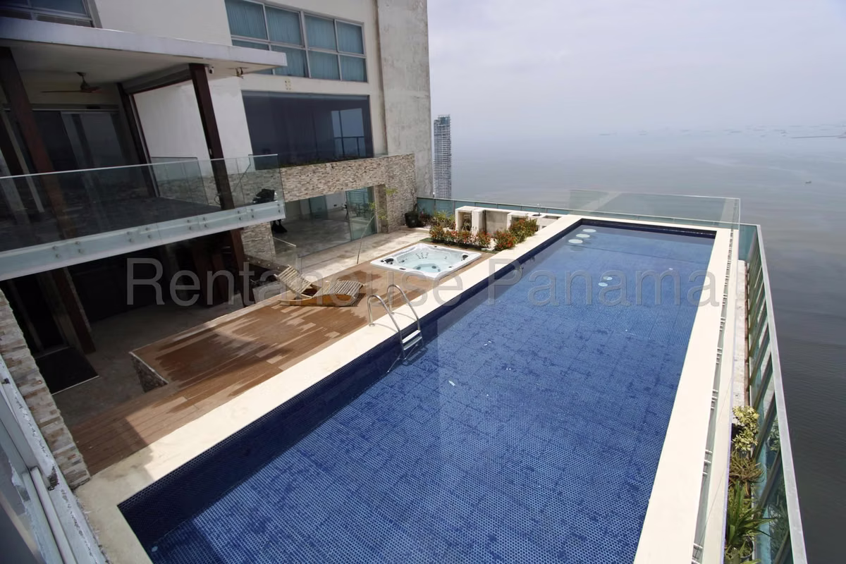 Venta de  Penthouse en la Avenida Balboa Yoo Panamá  AK - photo 1