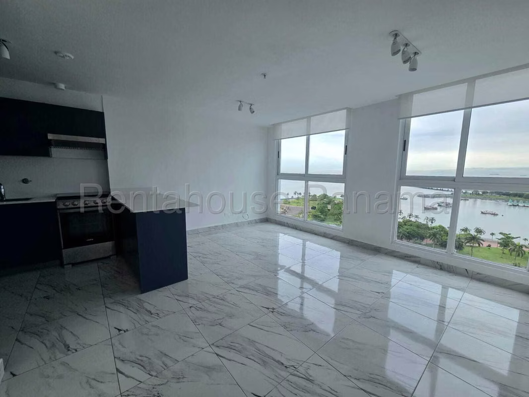 Apartamento en Alquiler en Avenida Balboa MPM 26-8491 - foto 1