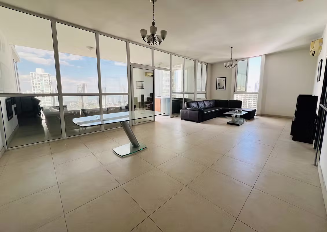 VENDO APARTAMENTO EN AVE, BALBOA, AMOBLADO, 3 RECAMARAS, 367M2. - photo 1