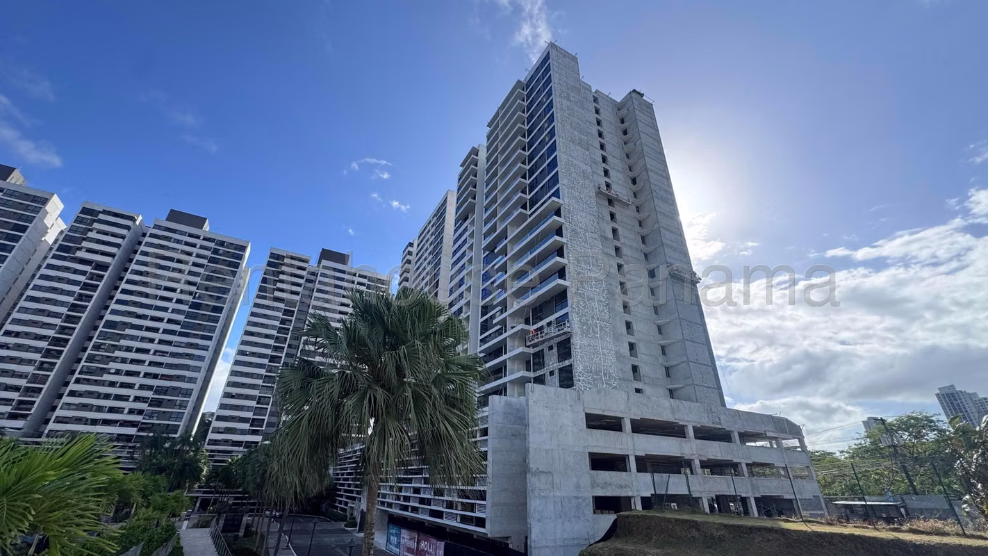 Apartamento en Venta en Condado del Rey MPM 25-9424 - photo 1