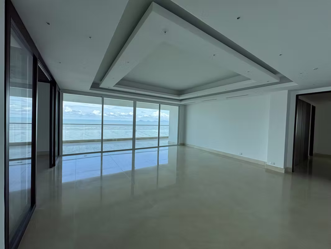 Vendo Apartamento frente al Mar en Costa del Este - photo 1