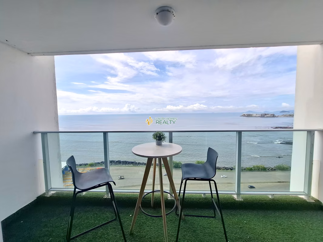 Venta de Apartamento con espectacular Vista al Mar en PH Terramar - foto 1