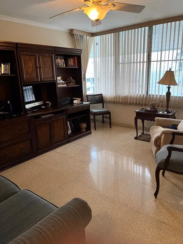 Vendo Apartamento Paitilla línea blanca  precio negociable - foto 1