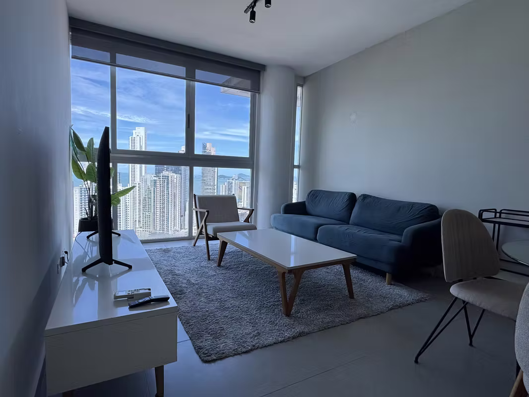 Vendo apartamento en Via España -Signature Point - foto 1
