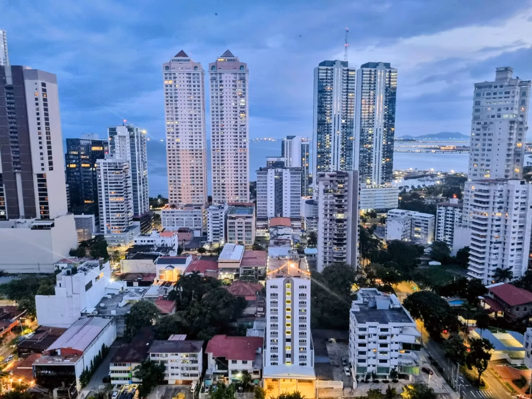 APARTAMENTO EN VENTA EN EL CORAZON FINANCIERO - foto 1