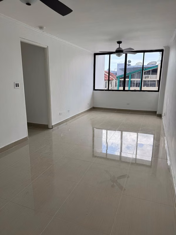 VENTA DE APARTAMENTO 12 DE OCTUBRE - photo 1