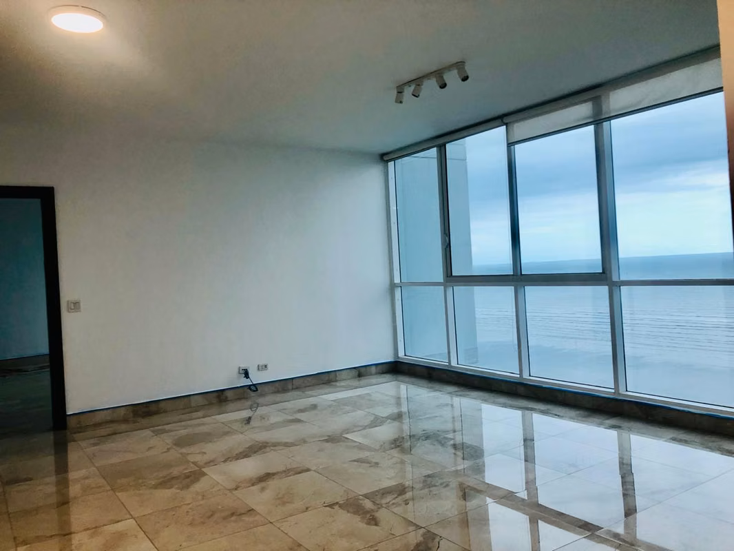 COSTA DEL ESTE - Apartamento de 368 M² - 3 Recámaras - Piso Alto - Frente al Mar - foto 1
