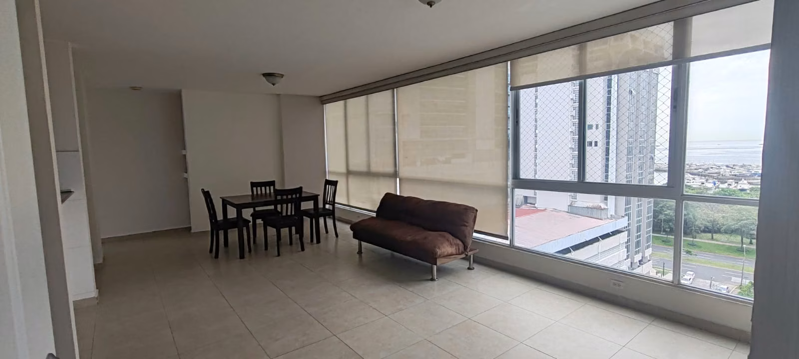 Alquiler de Apartamento en Avenida Balboa | Vista al Mar | 3 Recámaras, USD1,150 - foto 1