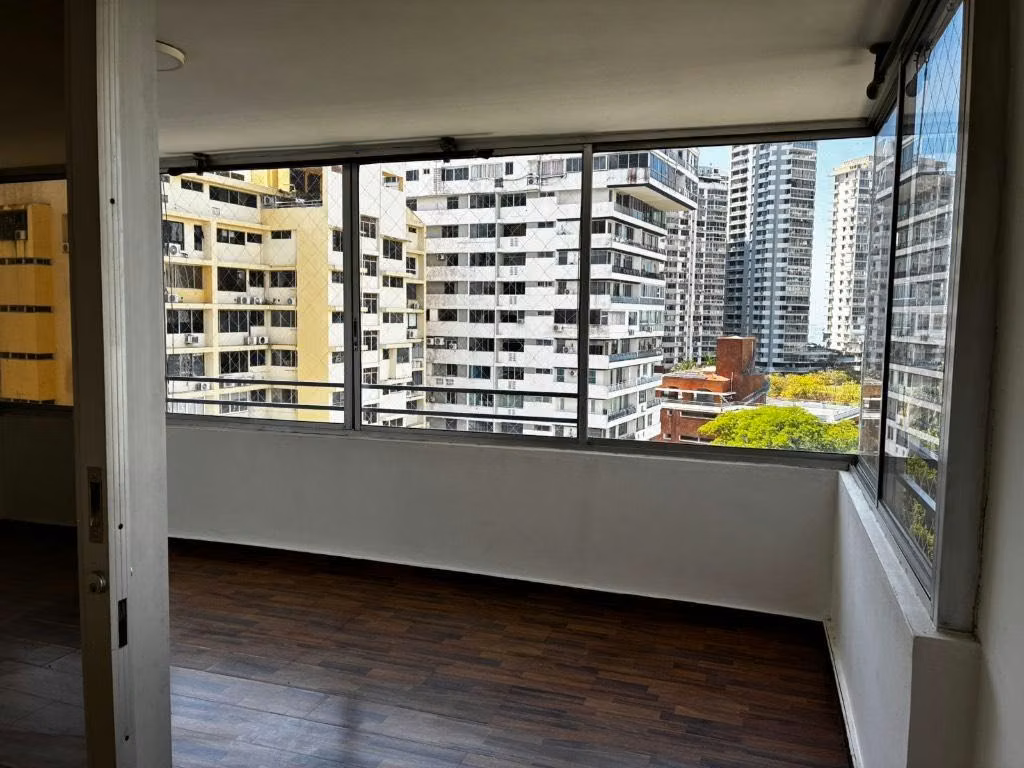 Alquilo apartamento en Paitilla - foto 1