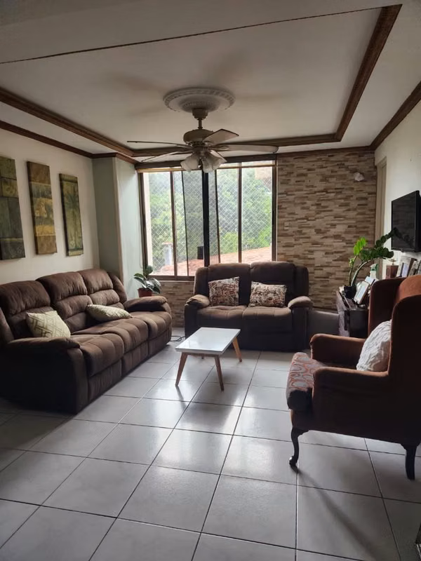 Se alquila apartamento amueblado  Los Ángeles bethania frente a plaza edison - foto 1