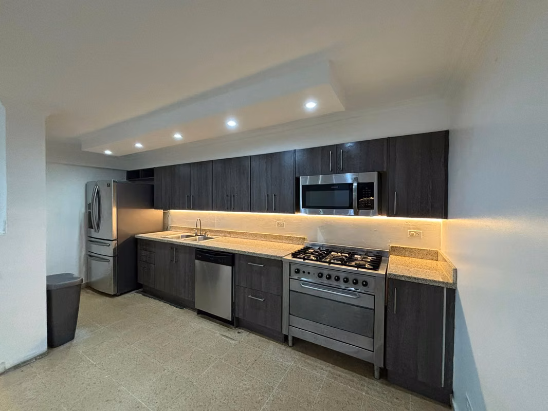 ALQUILER APARTAMENTO LA LOCERÍA  LÍNEA BLANCA, 3 RECÁMARAS - foto 1