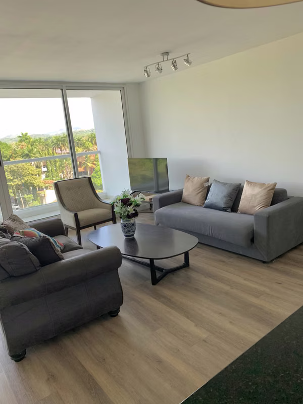 ALQUILO ESPECTACULAR APARTAMENTO EN CLAYTON PARK - foto 1