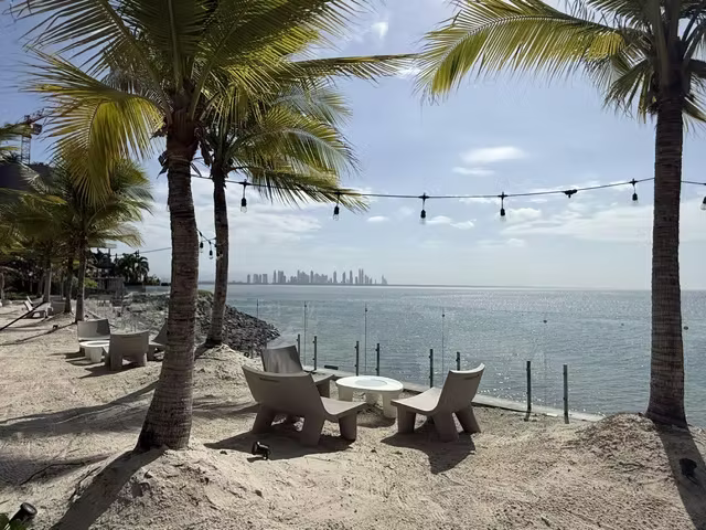 LUJOSO APARTAMENTO EN VENTA - SEASCAPE, OCEAN REEF ISLANDS - photo 1