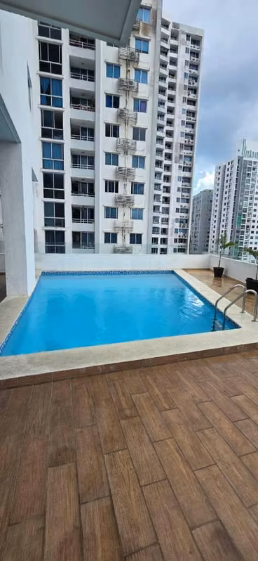 VENDO APARTAMENTO EN VIA ESPAÑA 2REC. 2BAÑOS + DEPOSITO - foto 1