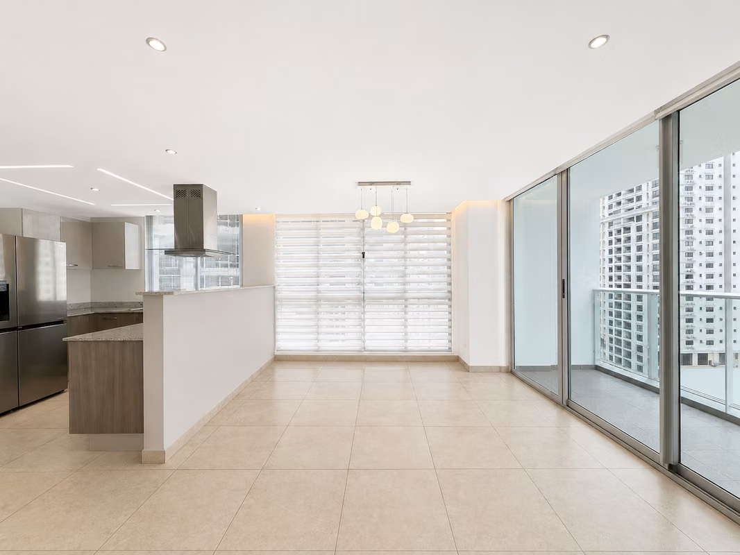 ALQUILER DE APARTAMENTO EN COSTA DEL ESTE - photo 1
