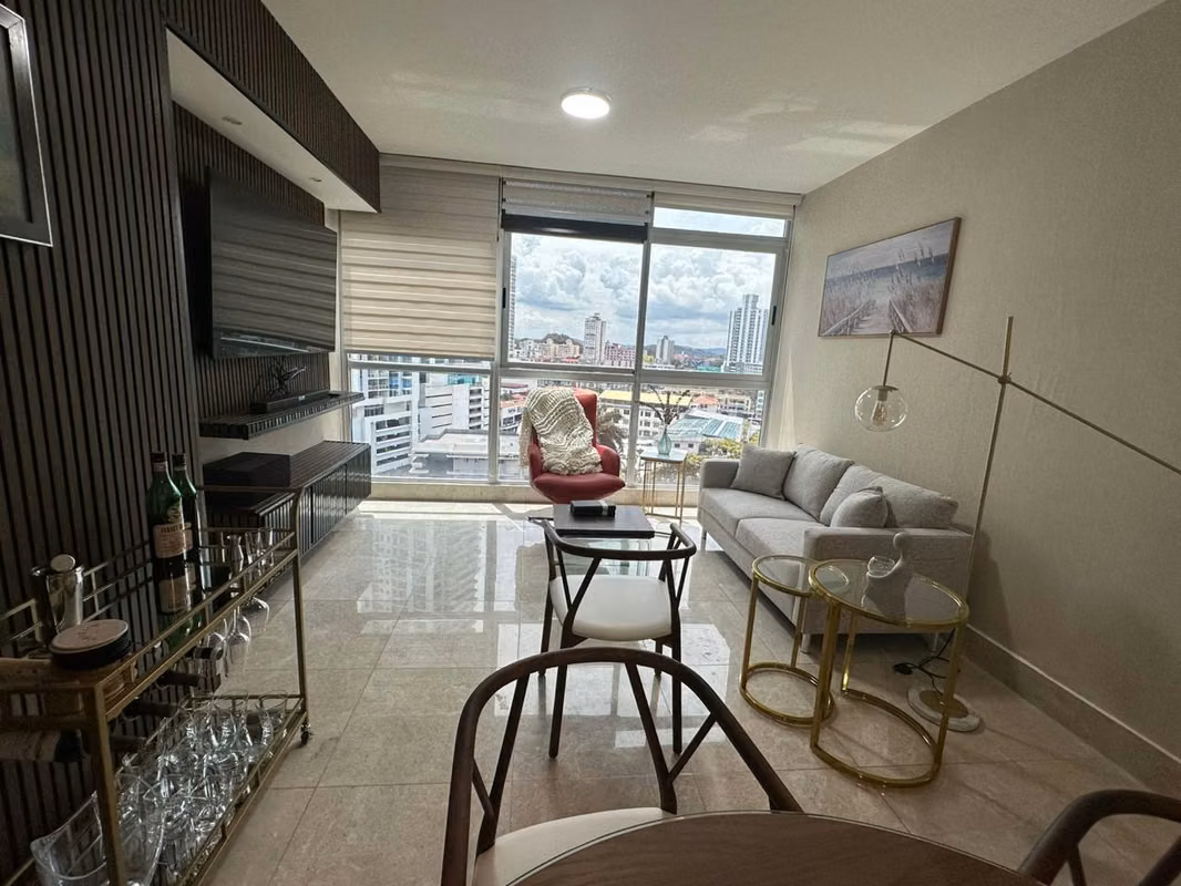SE VENDE EN PH COSTANERA AMOBLADO - foto 1