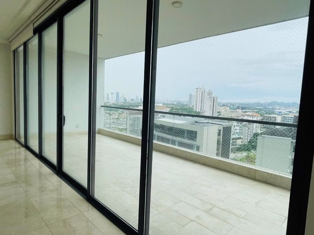 Apartamento en Venta en Santa Maria - photo 1