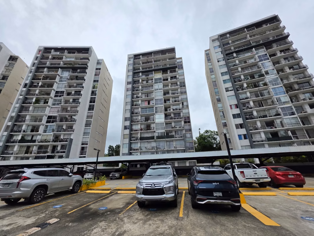 VENDO PH ALTAVISTA TOWER - RICARDO J. ALFARO-M - photo 1