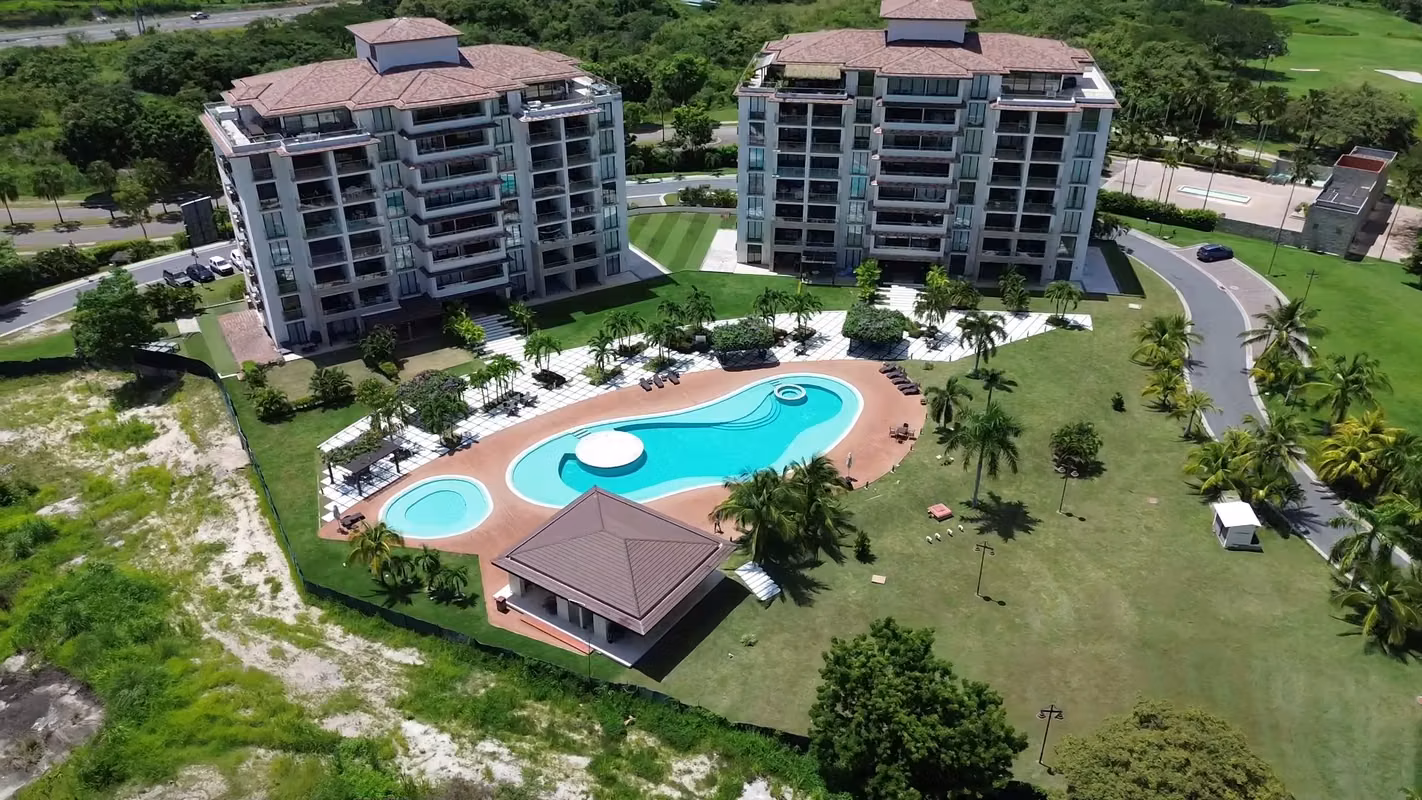 Condominio de Lujo con Vista al Mar en Casamar | Perlamar - foto 1