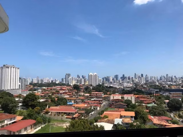 Se vende apartamento en Miraflores - foto 1