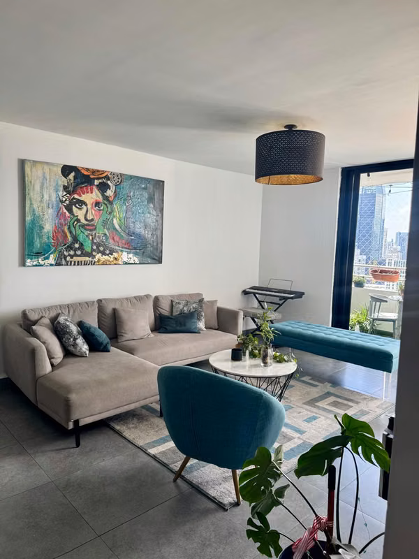 ALQUILER  O VENTA DE APARTAMENTO AMOBLADO O CON LÍNEA BLANCA EN PH BRISAS OBARRIO - foto 1