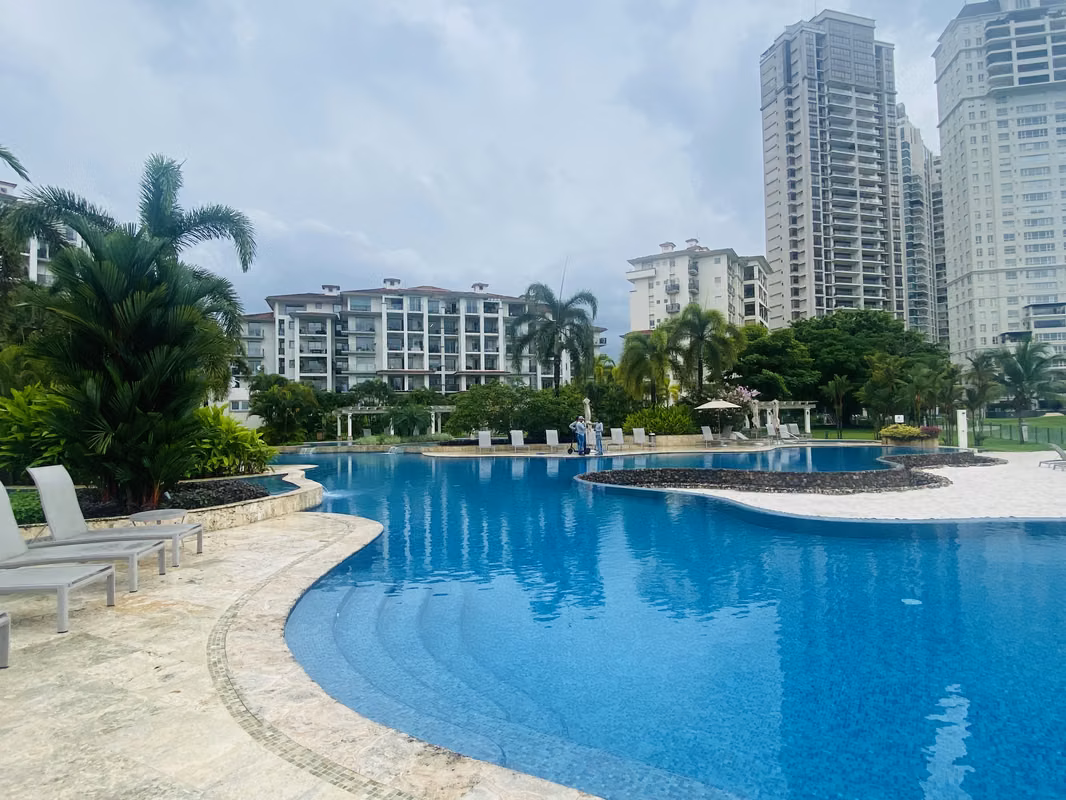 VENTA DE APARTAMENTO EN PH LEGACY 400, SANTA MARIA - photo 1
