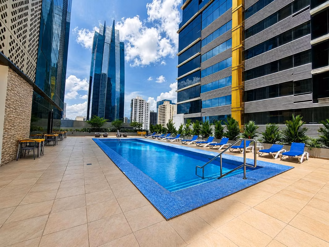 Se Vende Moderno Apartamento en Obarrio | 2 Recámaras | 2 Baños | Excelente Ubicación - foto 1