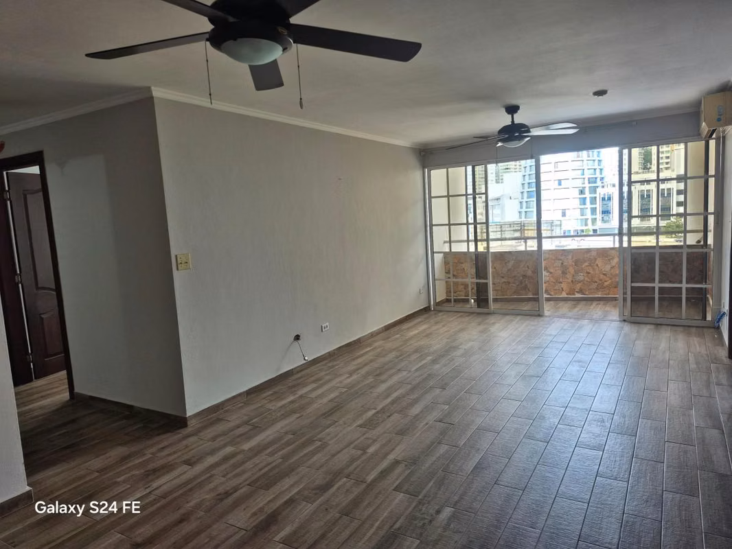 ALQUILO APARTAMENTO EN BETANIA, EDISON PARK, 2 RECAMARAS, LINEA BLANCA. - photo 1