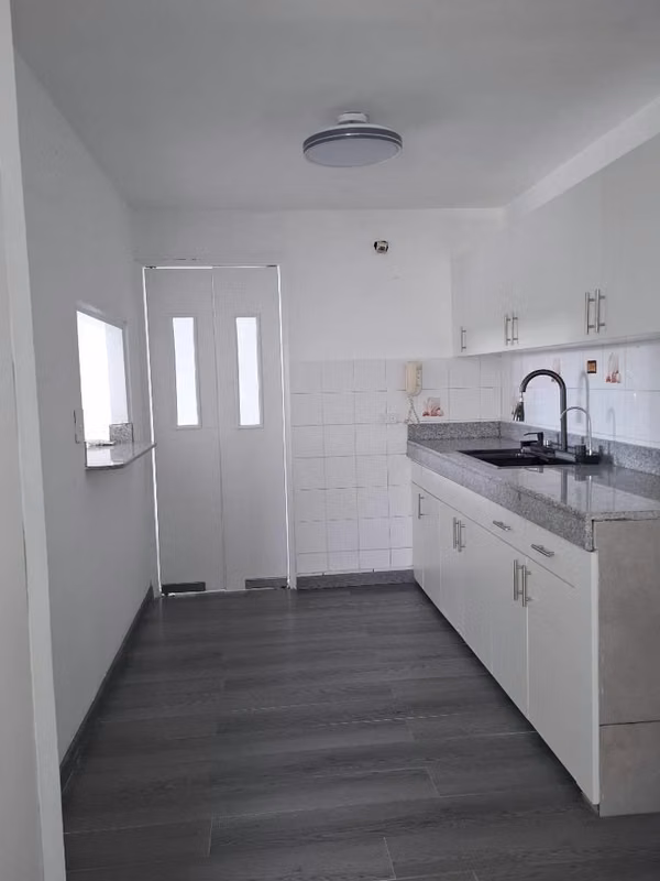 Alquiler apartamento en parque lefevre - photo 1