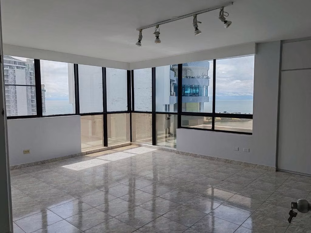 Enorme apartamento en Paitilla Penthouse - foto 1
