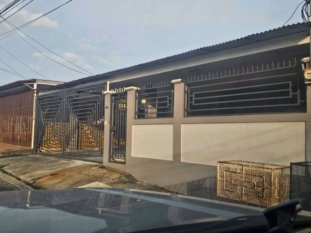 Se alquila casa en Cerro Viento - photo 1