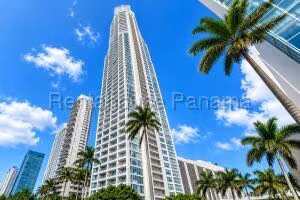 Alquiler de Apartamento con 141m2 en Avenida Balboa PH Rivage 27-534SR - foto 1