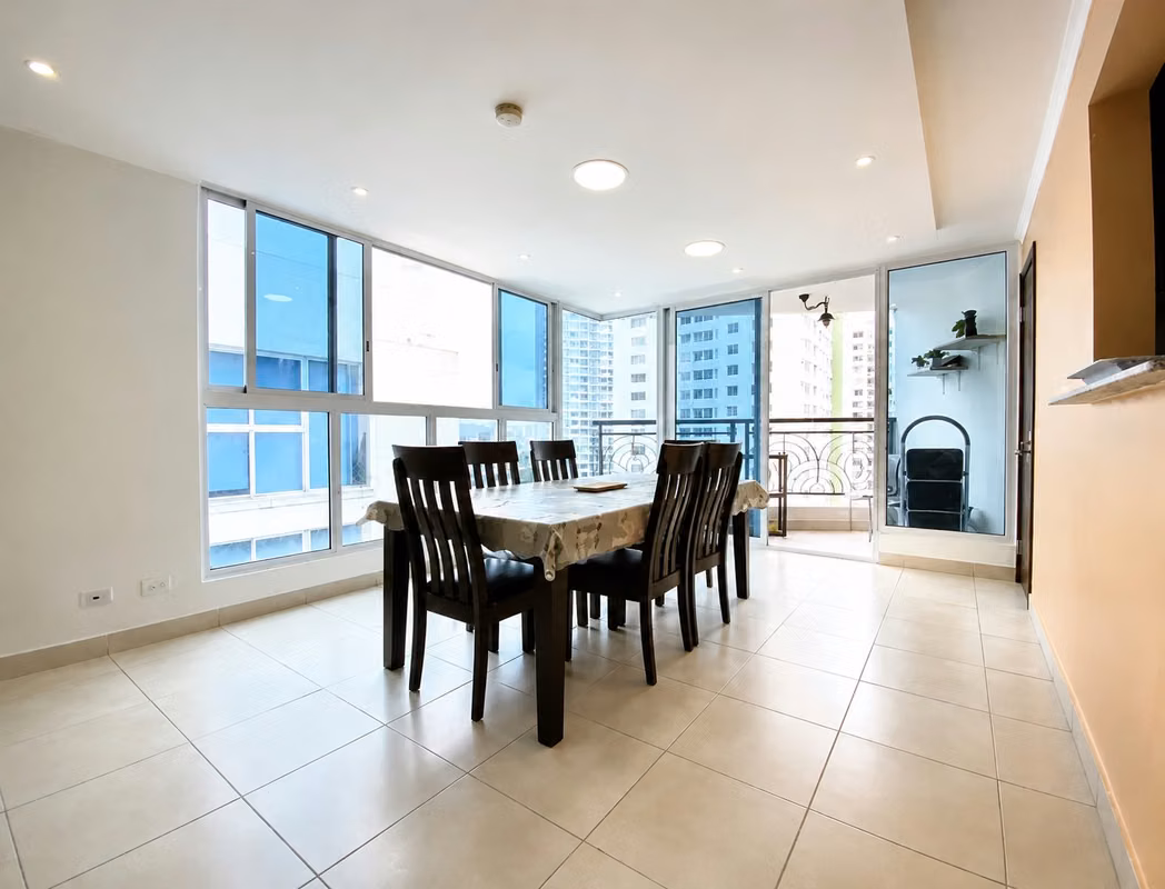 Apartamento amoblado de 3 habitaciones en PH Belview Tower, Edison Park - foto 1