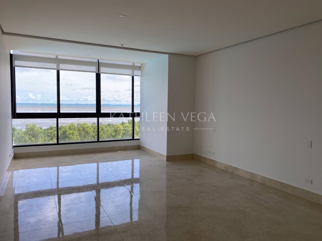 Apartamento en aqluiler con hermosa vista al mar en P.H. Matisse Costa del Este - photo 1