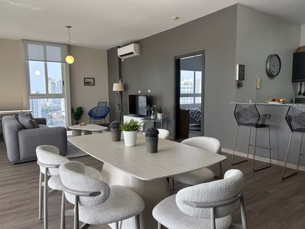 MODERNO APARTAMENTO REMODELADO A PASOS DEL PARQUE OMAR - foto 1