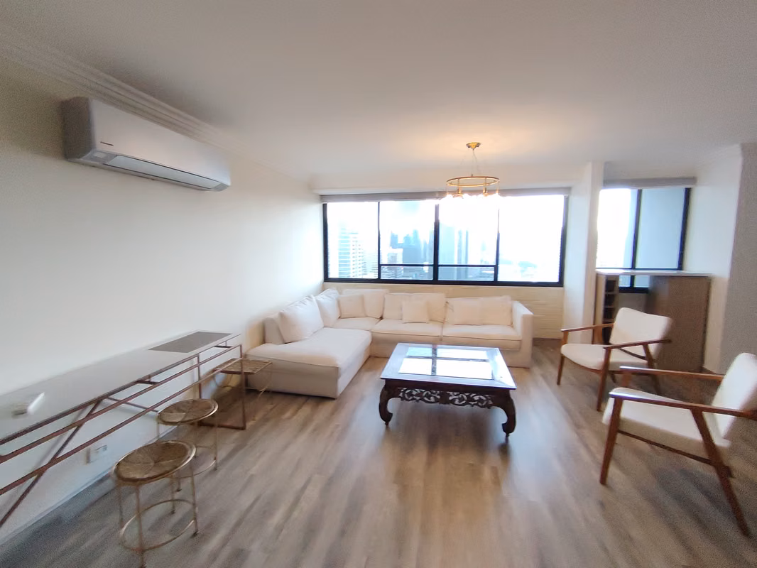 Apartamento en Alquiler en PH Torres Ebbelle – Marbella - foto 1