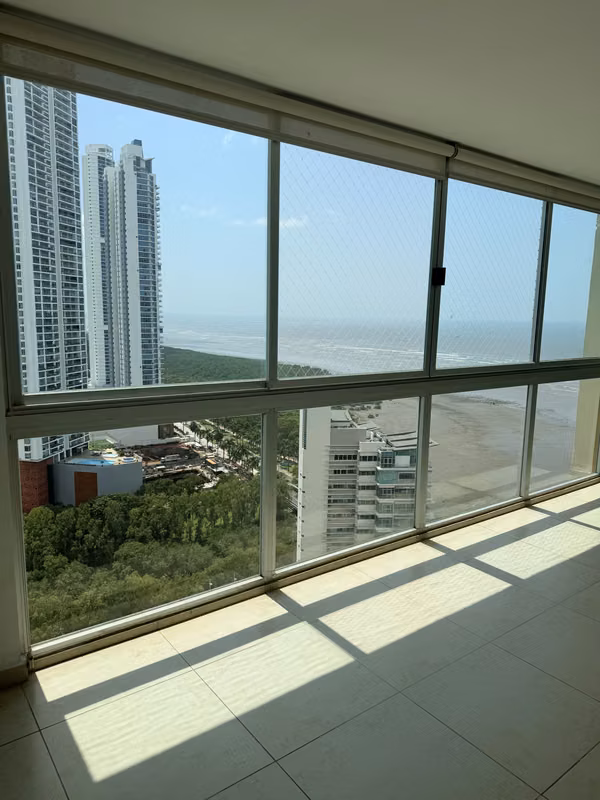Lumiere Costa del Este en Venta - foto 1
